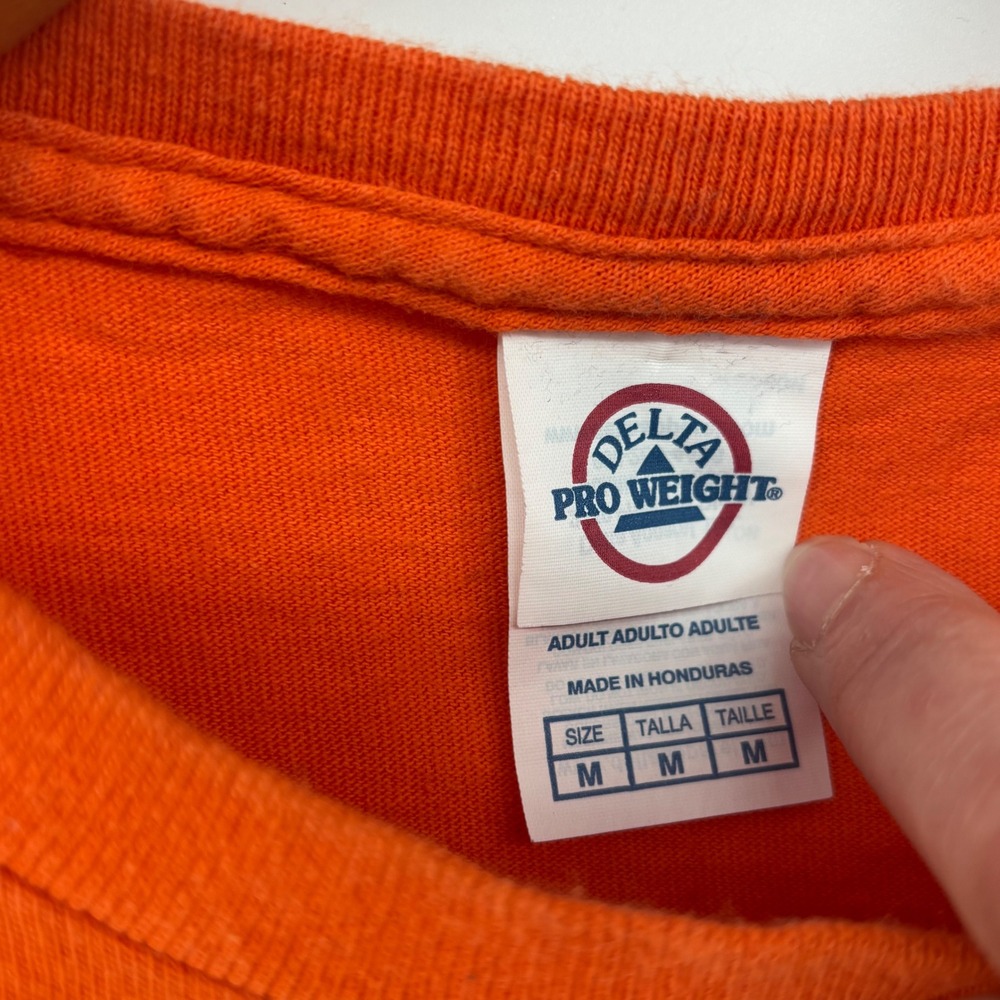 Cleveland Browns Delta Pro Weight Orange Graphic T-Shirt Women M NFL‎ Football - Picture 2 of 6